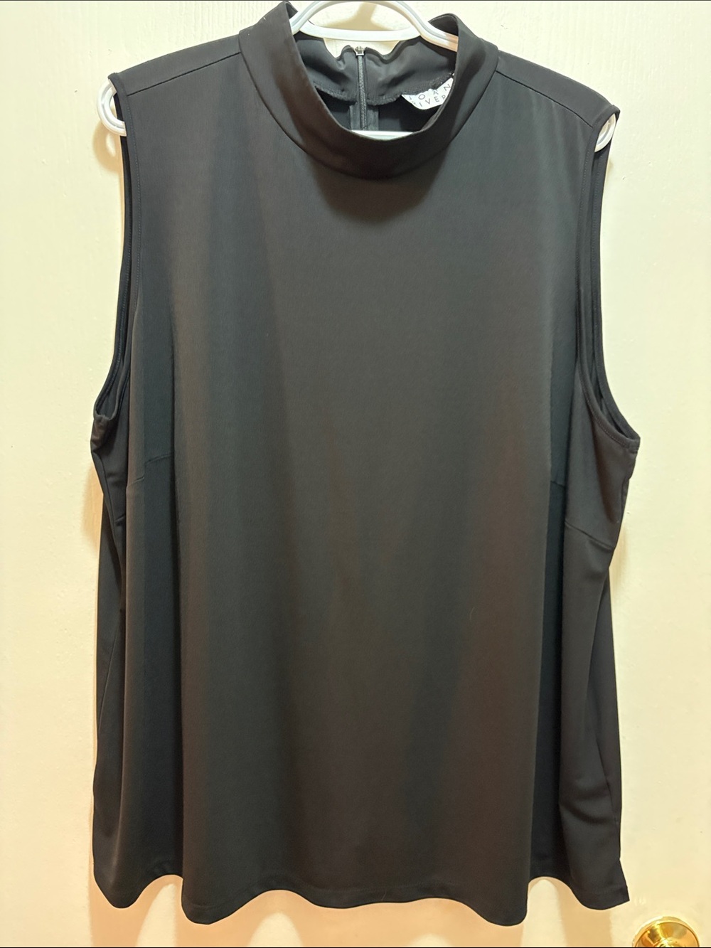 Joan Rivers Black Sleeveless Mock Neck Tank
